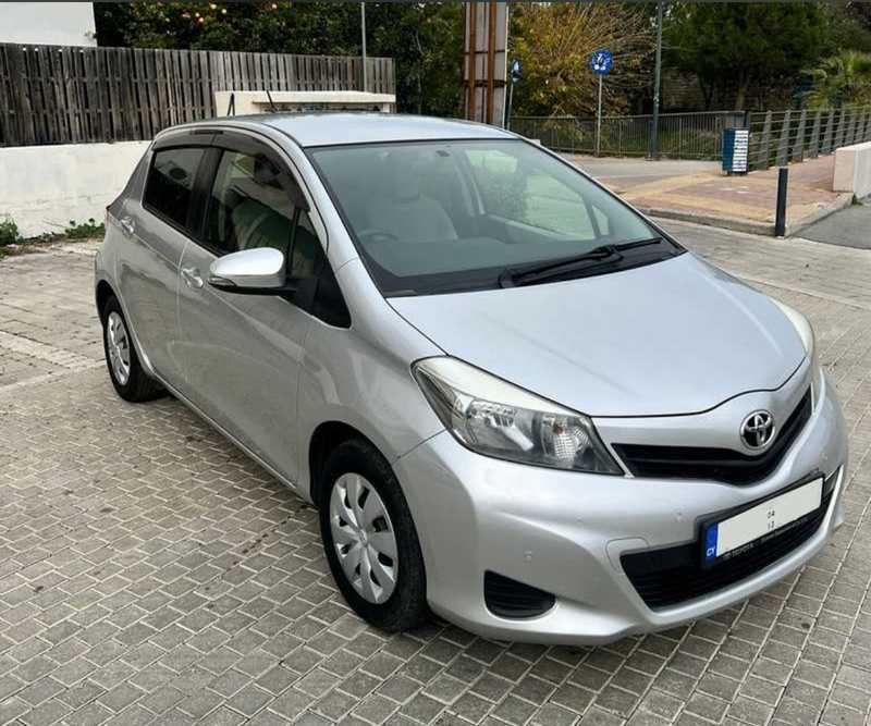 Toyota Vitz 1,3L 2013