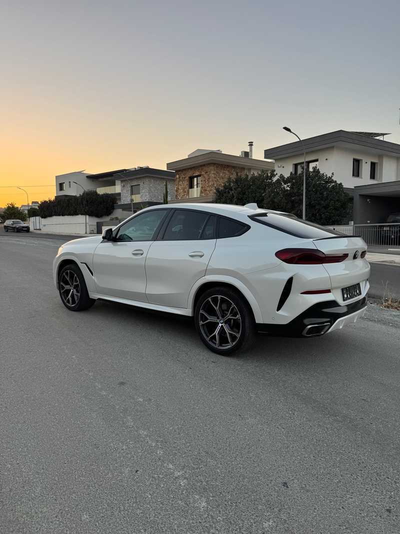 2021 BMW X6 5,0L 2021 Cyprus