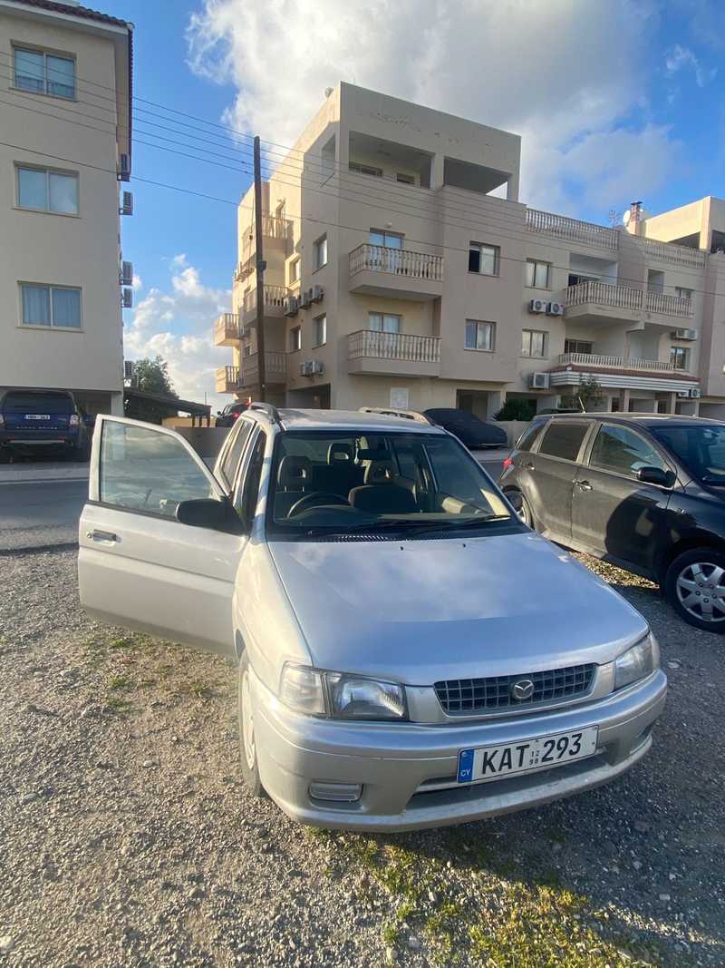 Mazda Demio 0,9L 1998