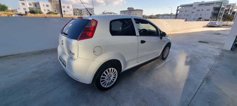 2013 Fiat Grande Punto 1,3L 2013 Cyprus