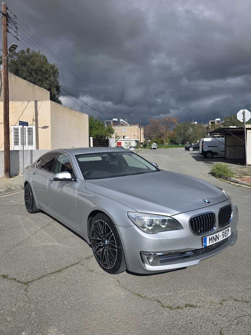 BMW 7-Series 3,0L 2013