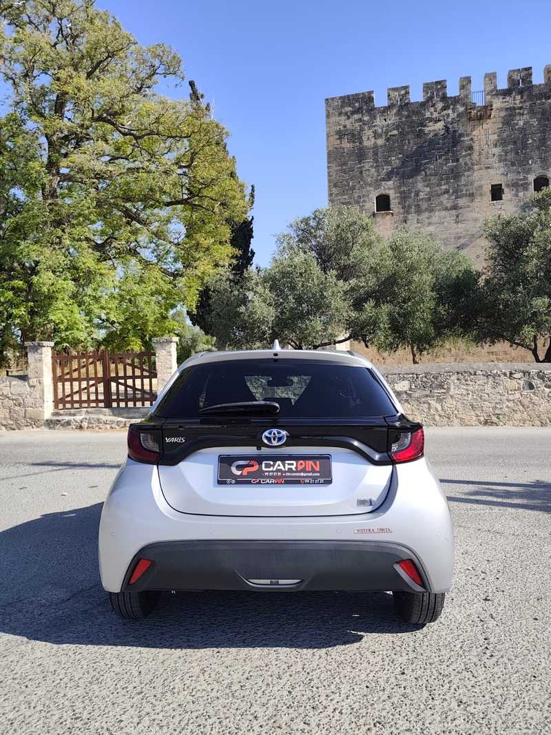 2022 Toyota Yaris 1,5L 2022 Cyprus
