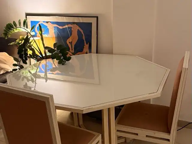 Free vintage dining table & 4 chairs, Επαρχία Λεμεσού — Λεμεσός - Νεάπολη