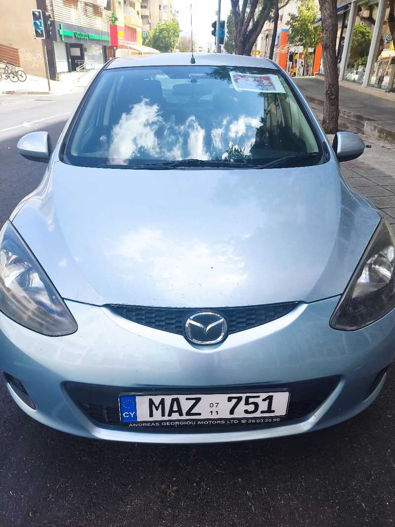 Mazda Demio 2,3L 2011