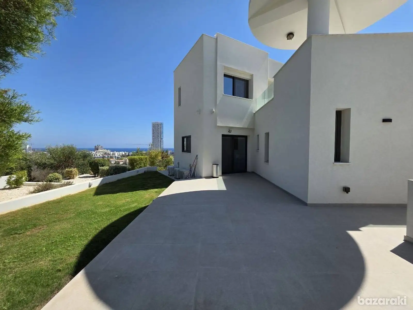 House, 4 bedrooms — 6