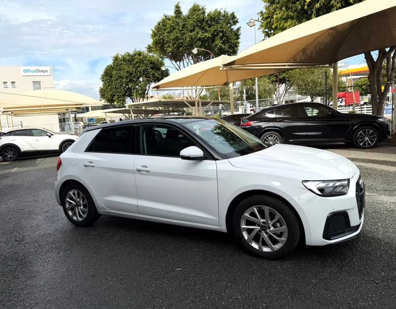 2023 Audi A1 1,0L 2023 Cyprus