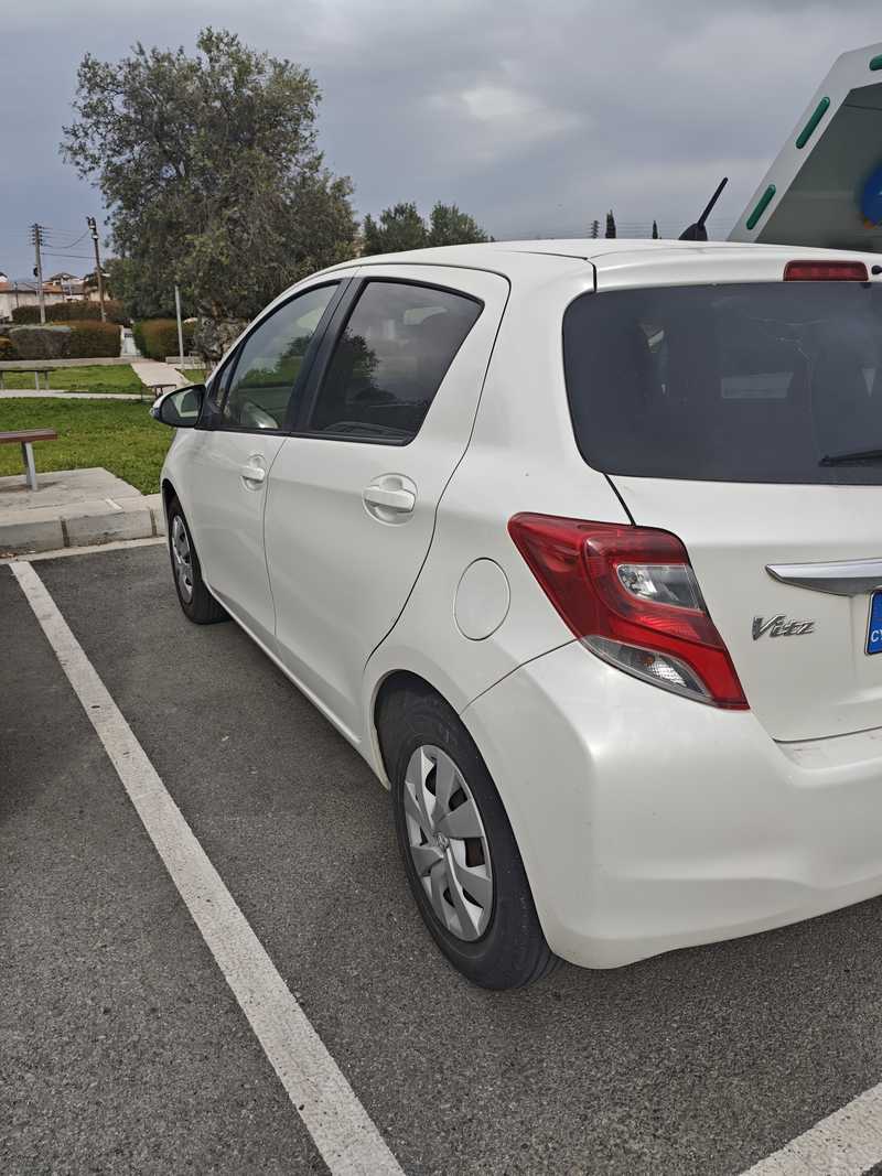 2014 Toyota Vitz 1,3L 2014 Cyprus