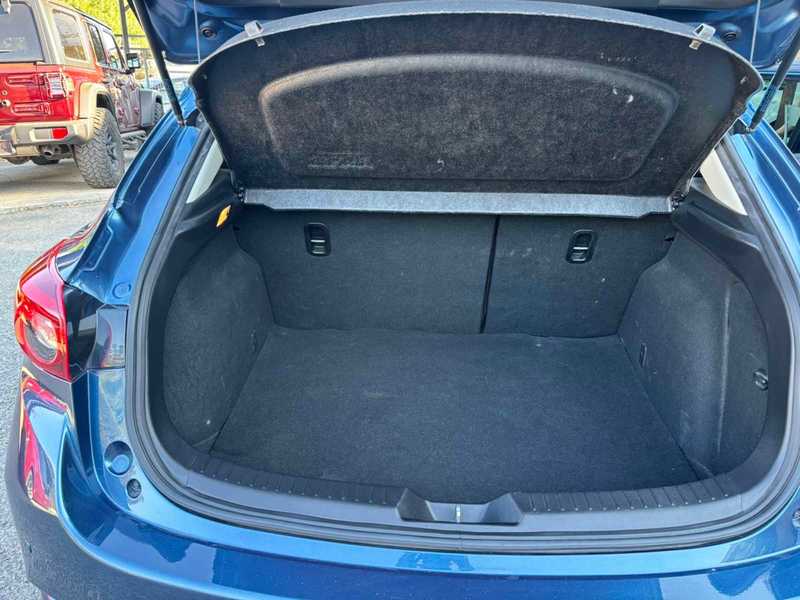 2017 Mazda Axela 1,5L 2017 Cyprus