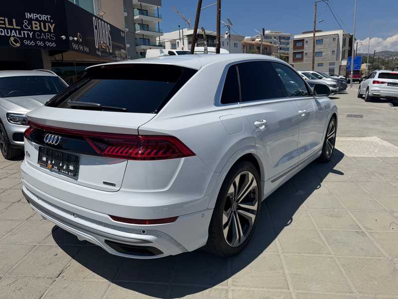 2021 Audi Q8 3,0L 2021 Cyprus