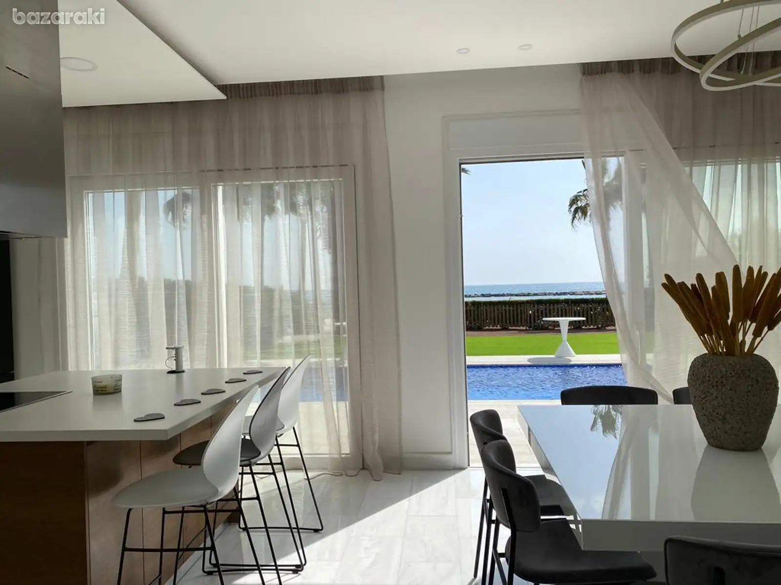 Villa, 5 bedrooms — 3