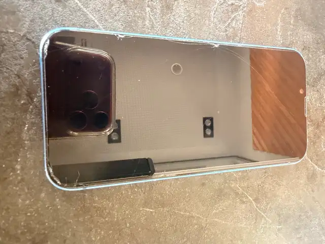 Iphone 13 blue 127gb, Επαρχία Λευκωσίας — Λευκωσία - Άγιος Αντώνιος