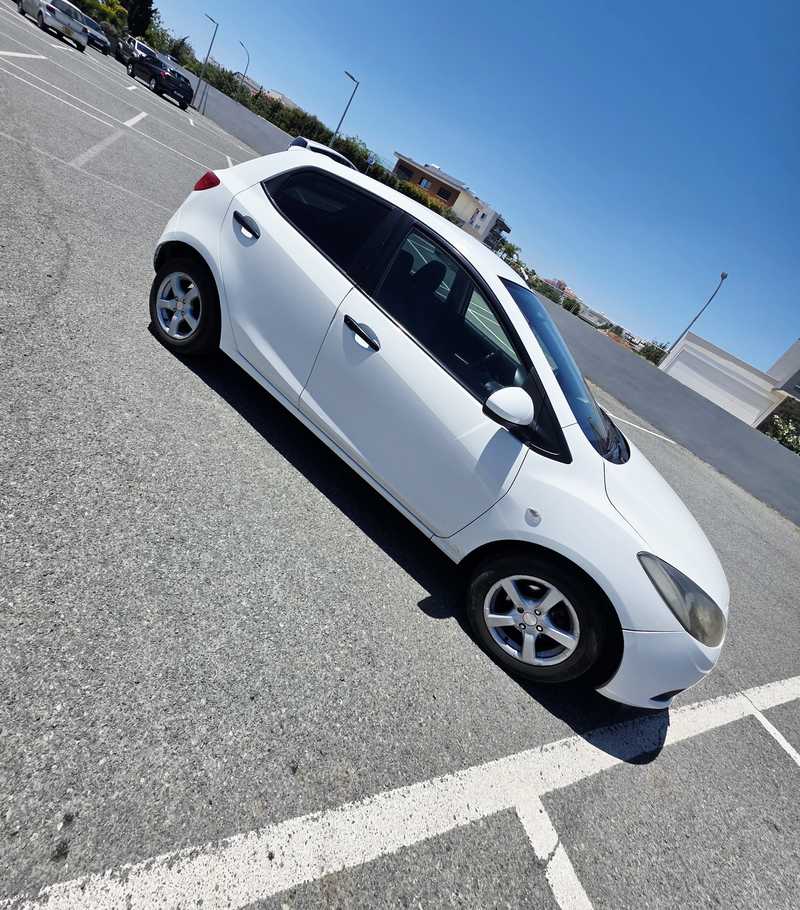 2012 Mazda Demio 1,3L 2012 Cyprus