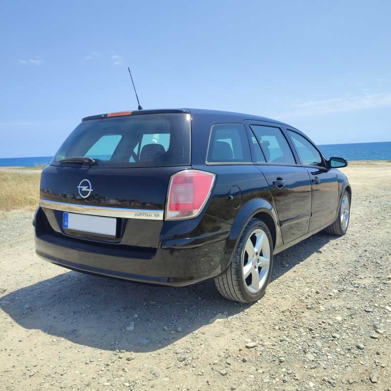 2005 Opel, Vauxhall Astra 1,6L 2005 Cyprus
