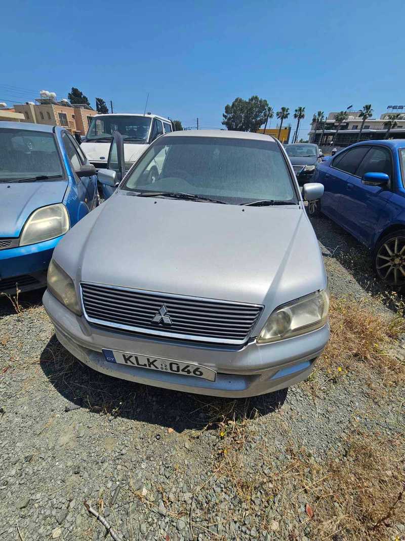 Mitsubishi Lancer 1,5L 2000