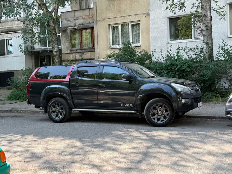 2017 Isuzu D-MAX 2,5L 2017 Cyprus