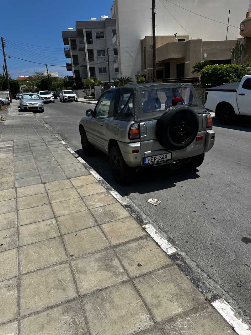 2000 Toyota RAV4 2,0L 2000 Cyprus