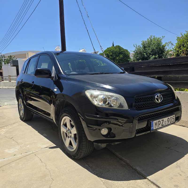 Toyota RAV4 2,2L 2006