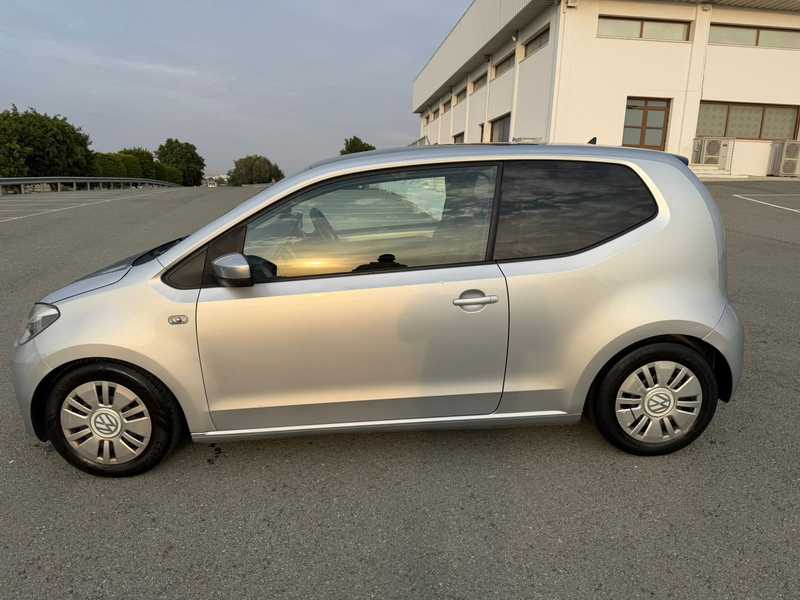 2014 Volkswagen UP 1,0L 2014 Cyprus