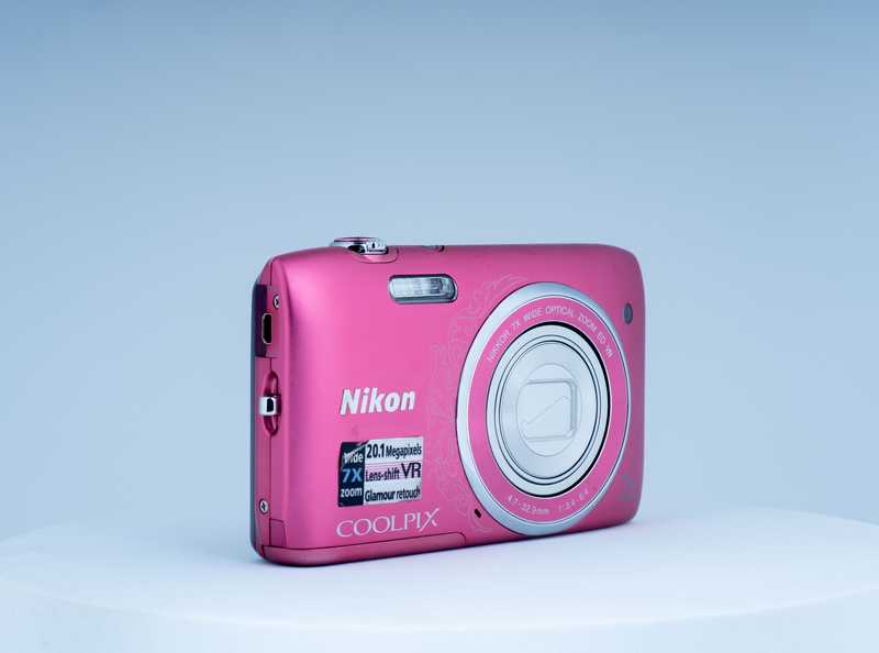 Nikon coolpix s3500 pink decorative edition - excellent condition