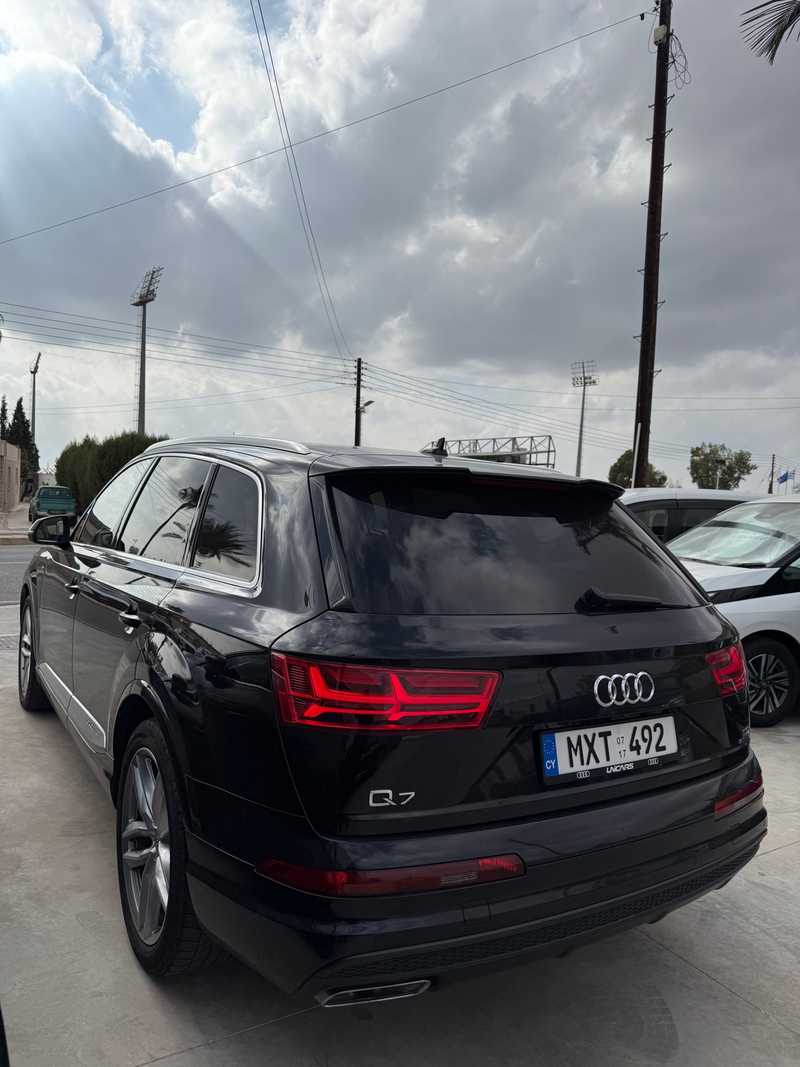 2017 Audi Q7 3,0L 2017 Cyprus