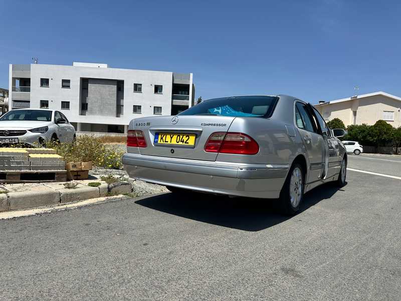 2003 Mercedes-Benz E-Class 2,0L 2003 Cyprus