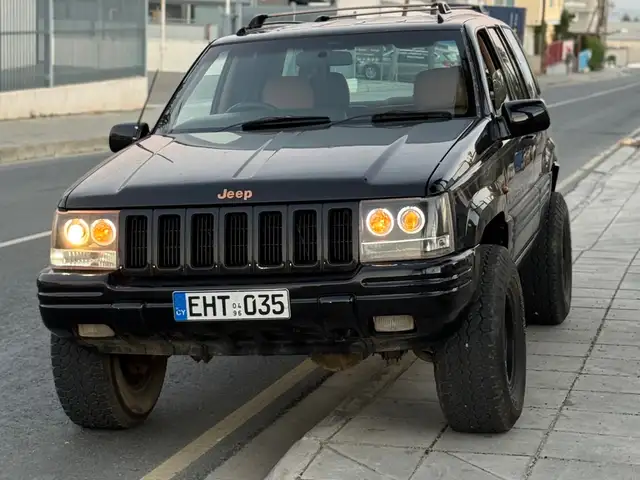 Jeep Grand Cherokee