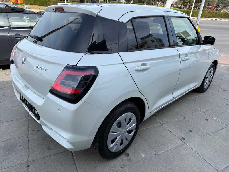 2024 Suzuki Swift 1,2L 2024 Cyprus