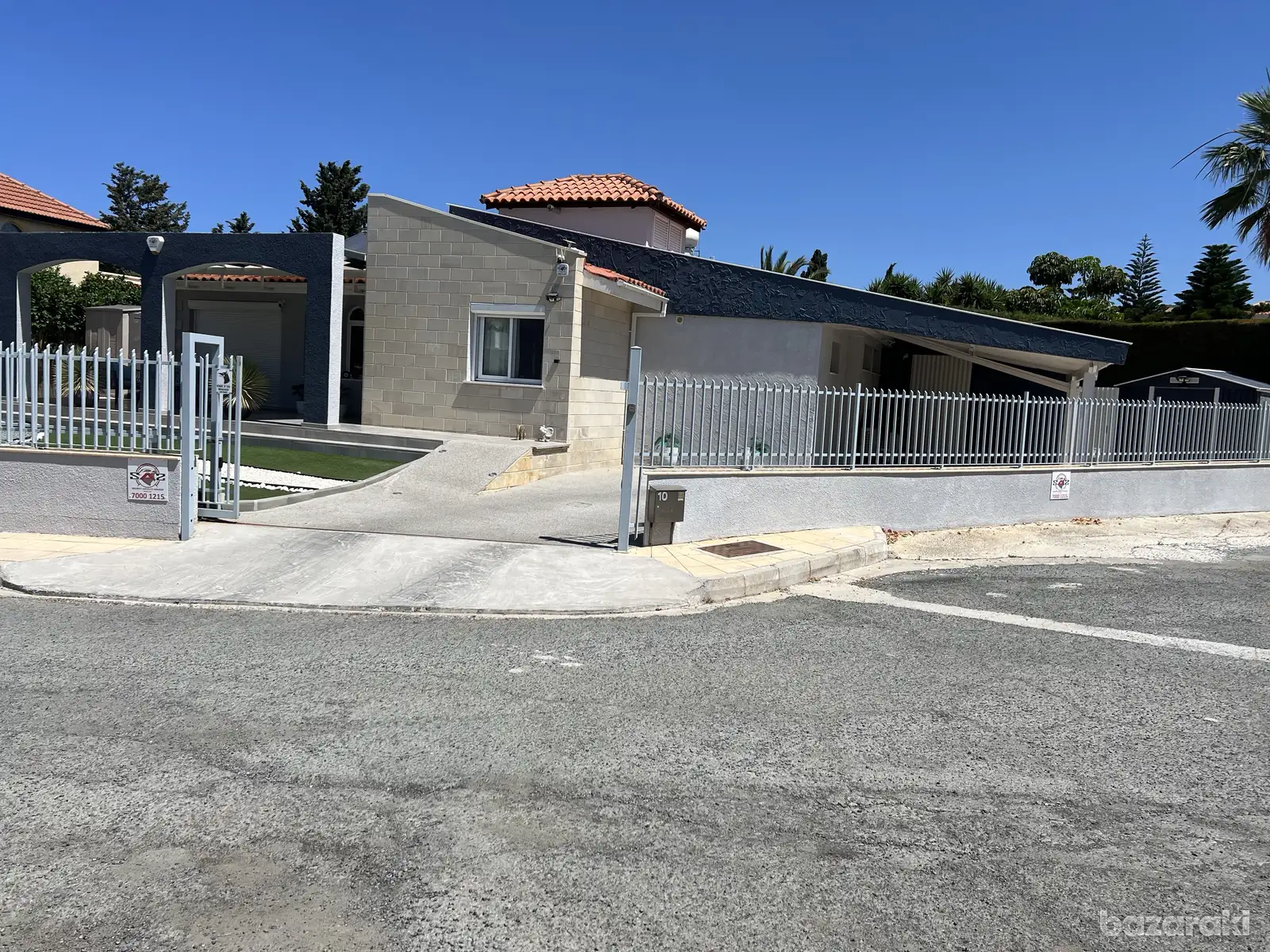 House, 3 bedrooms — 6