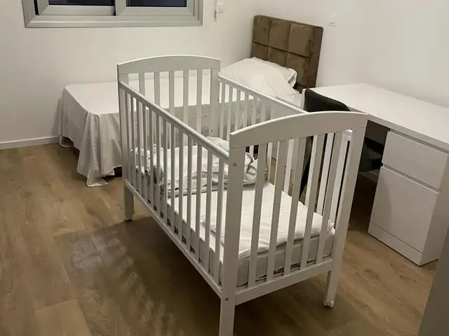 Baby cot bed, Επαρχία Λεμεσού — Κάτω Πολεμίδια