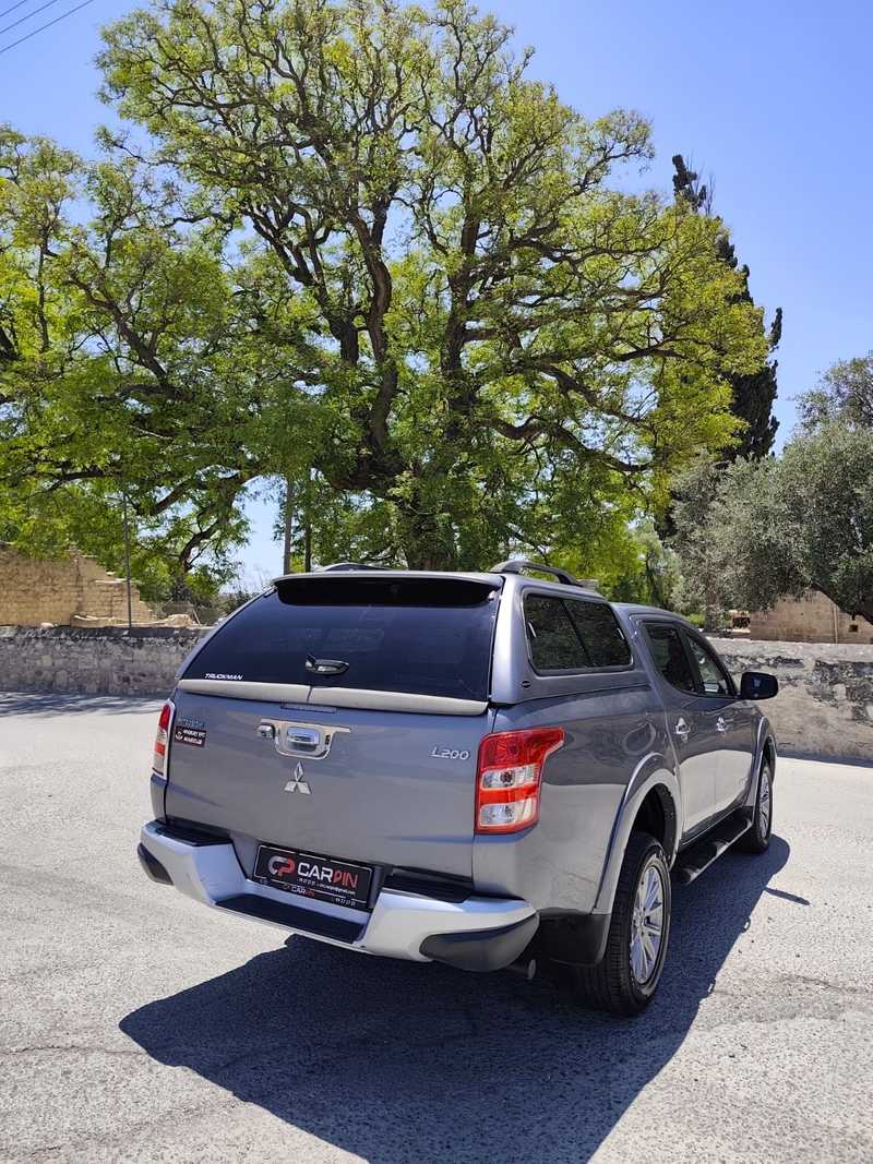 2016 Mitsubishi L200 2,4L 2016 Cyprus