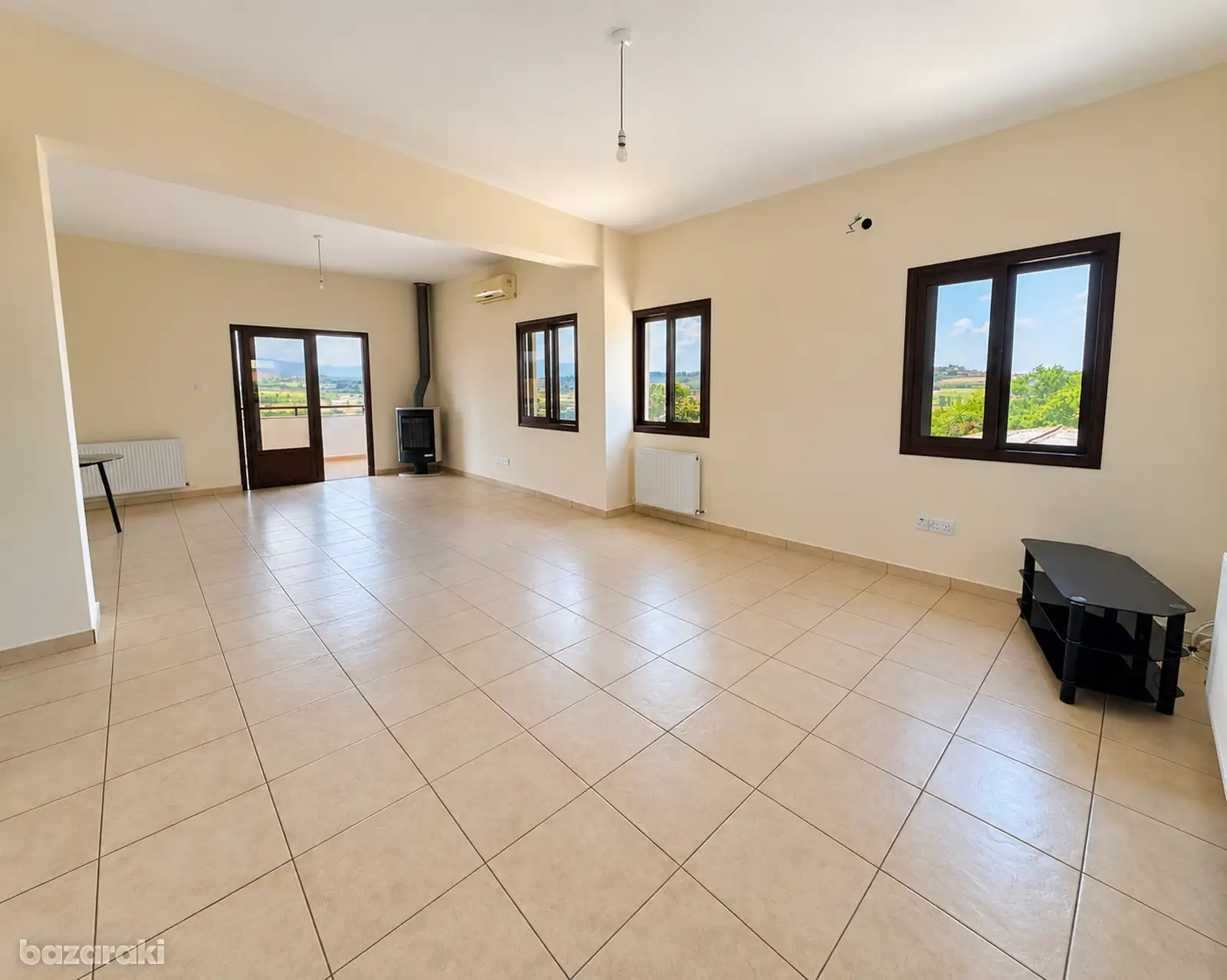 House, 5 bedrooms — 8