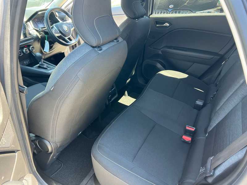 2021 Renault Captur 1,3L 2021 Cyprus