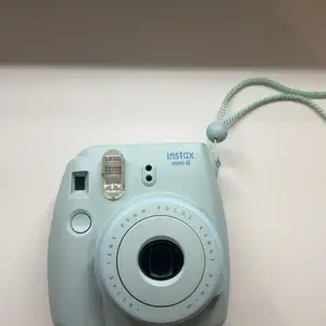 Instax camera, Επαρχία Λεμεσού — Λεμεσός - Μέσα Γειτονιά