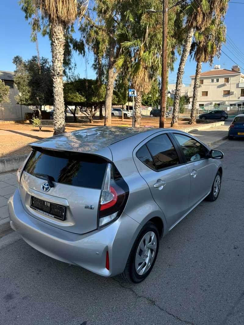 Toyota Aqua 1,5L 2021