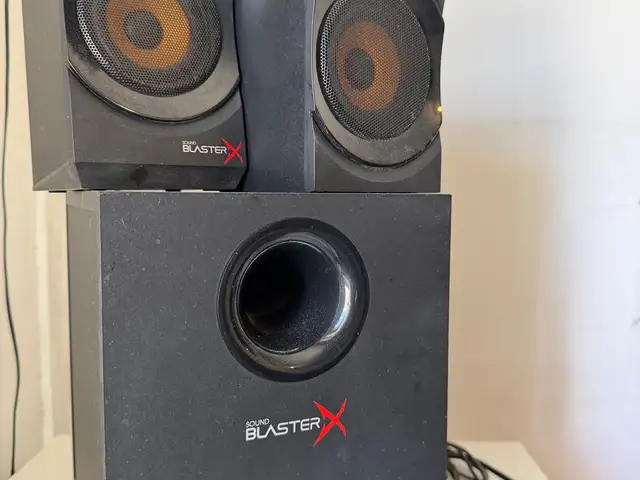 Very good condition speakers, Επαρχία Λευκωσίας — Λατσιά - Άγιος Γεώργιος