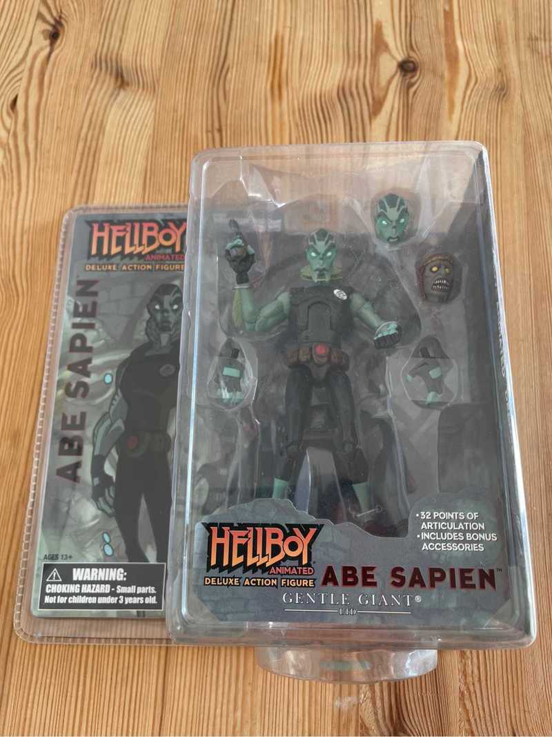 Hellboy abe sapien action figure collectible €90 №3753528 in