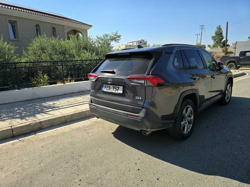 2021 Toyota RAV4 2,5L 2021 Cyprus
