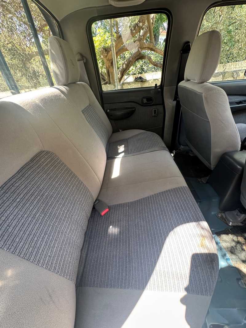 2002 Mazda B-Series 2,5L 2002 Cyprus