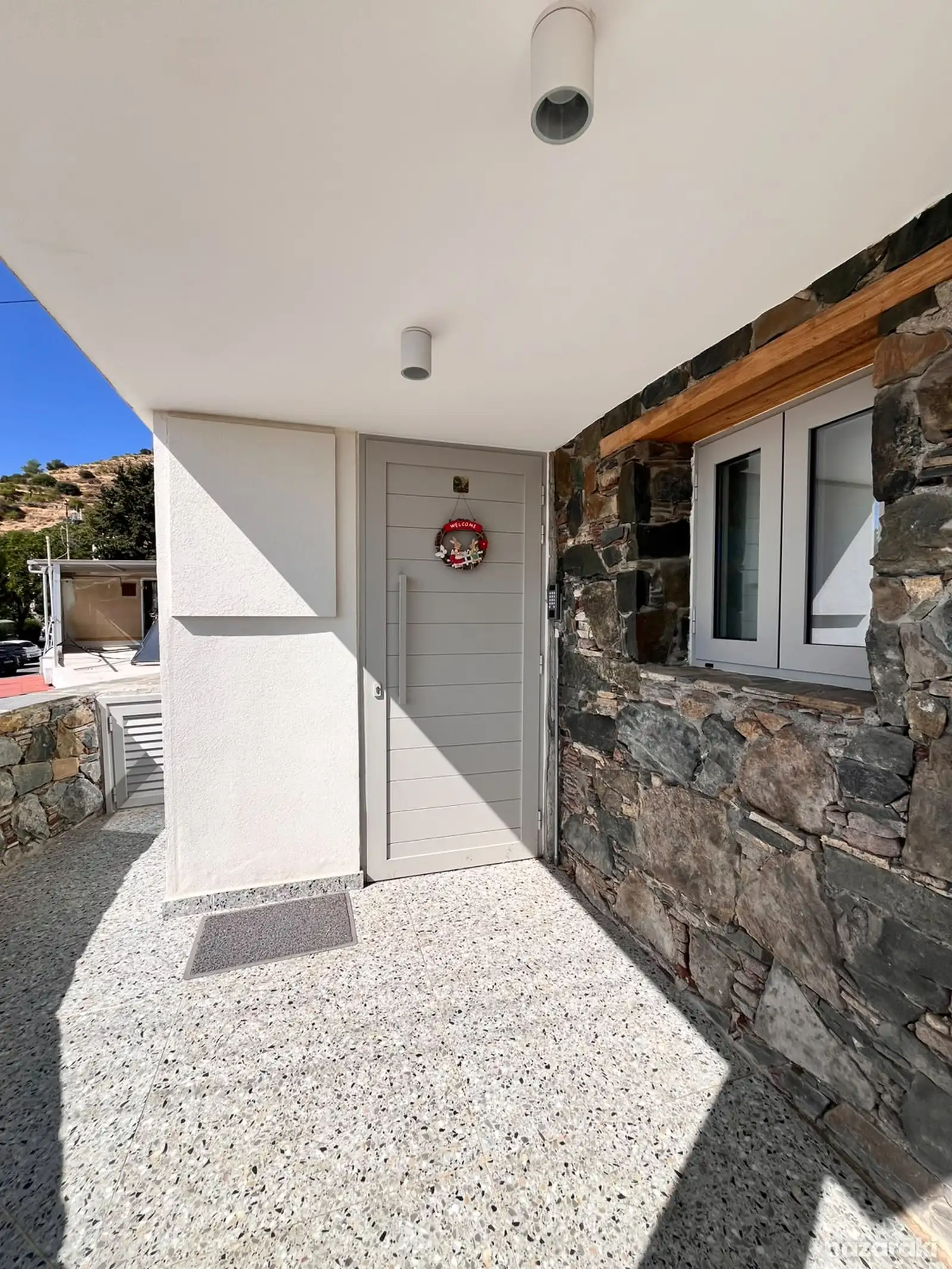 House, 2 bedrooms — 8