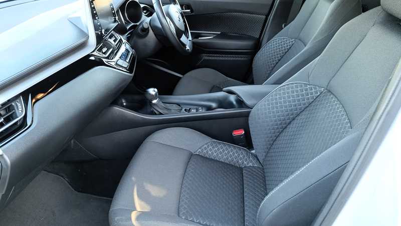 2022 Toyota C-HR 1,8L 2022 Cyprus