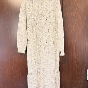 Women winter dress, Επαρχία Λεμεσού — Γερμασόγεια