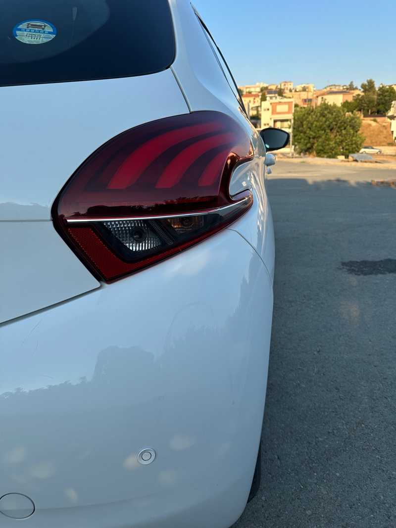 2019 Peugeot 208 1,2L 2019 Cyprus