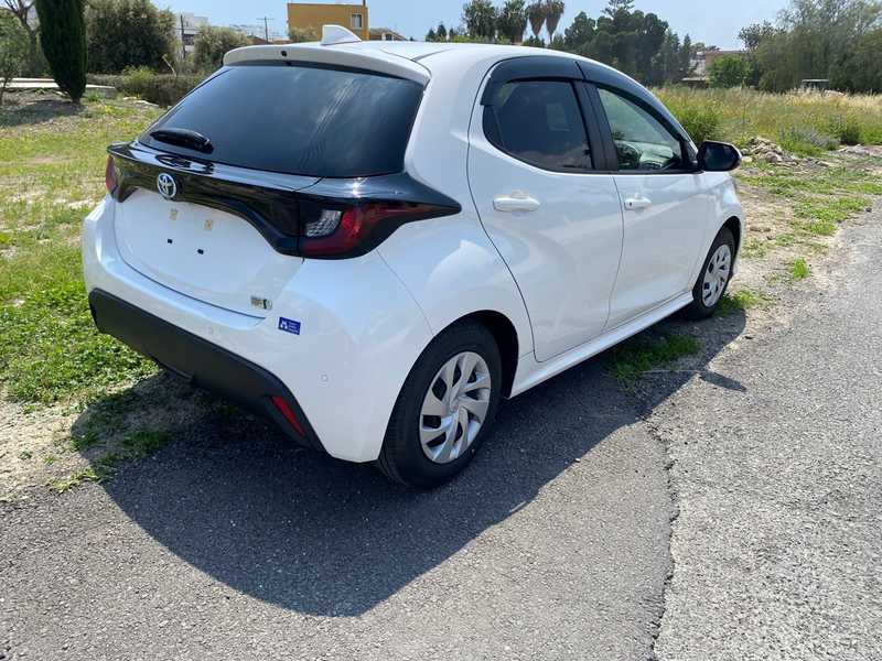 2022 Toyota Yaris 1,5L 2022 Cyprus