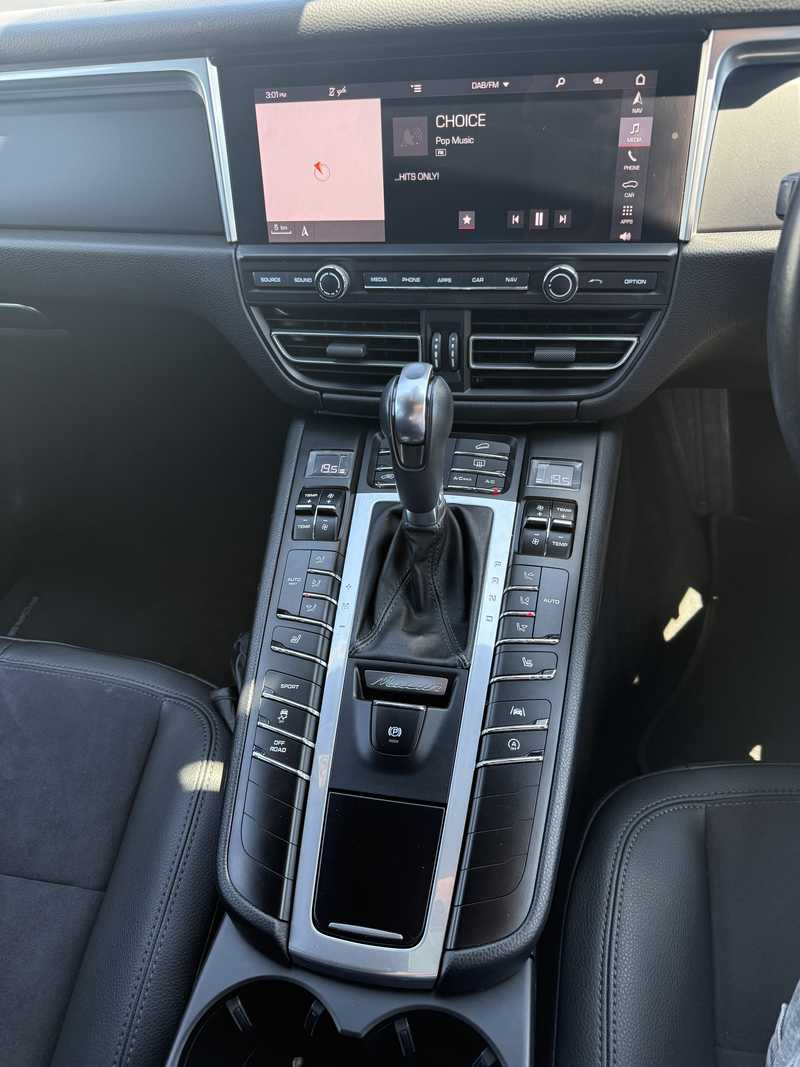 2021 Porsche Macan 2,0L 2021 Cyprus