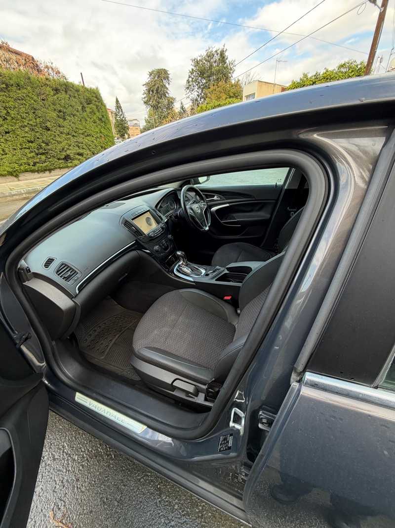 2015 Opel, Vauxhall Insignia 2,2L 2015 Cyprus
