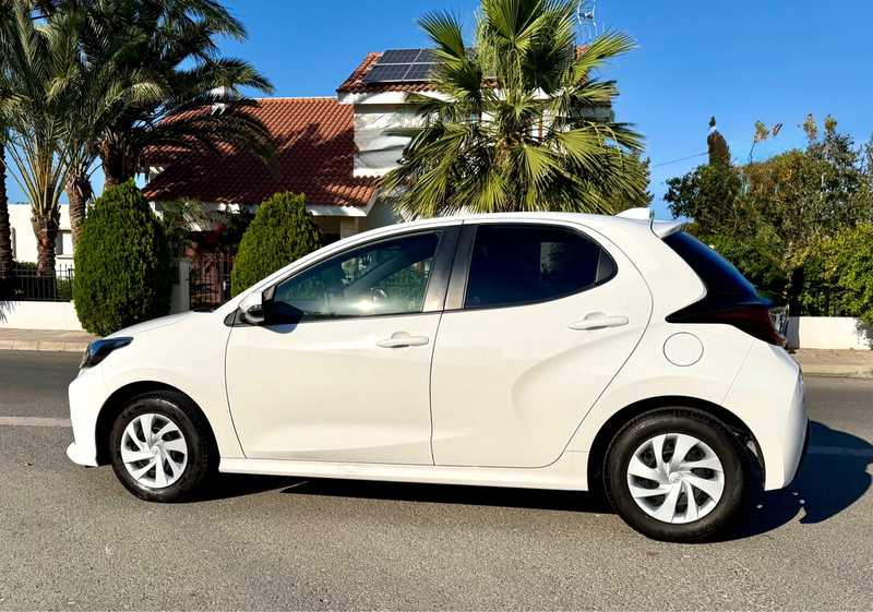 2022 Toyota Yaris 1,5L 2022 Cyprus