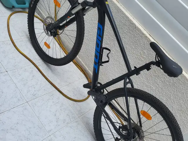 Giant talon mountain bike, Famagusta — Paralimni