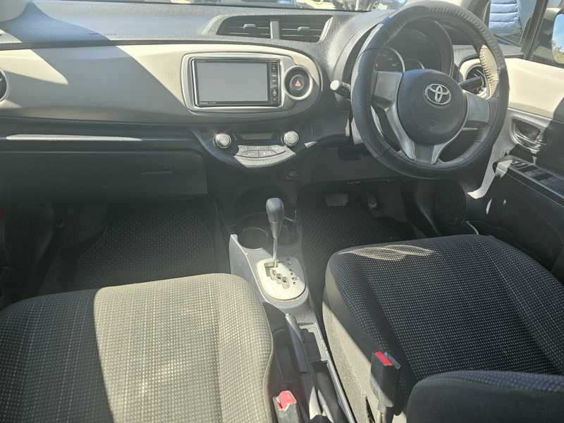 2011 Toyota Vitz 1,3L 2011 Cyprus