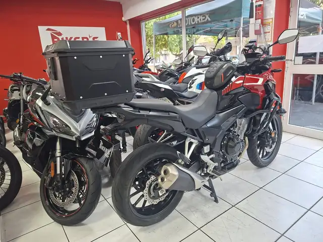 Honda cb500x, Nicosia — Agioi Omologites - 3