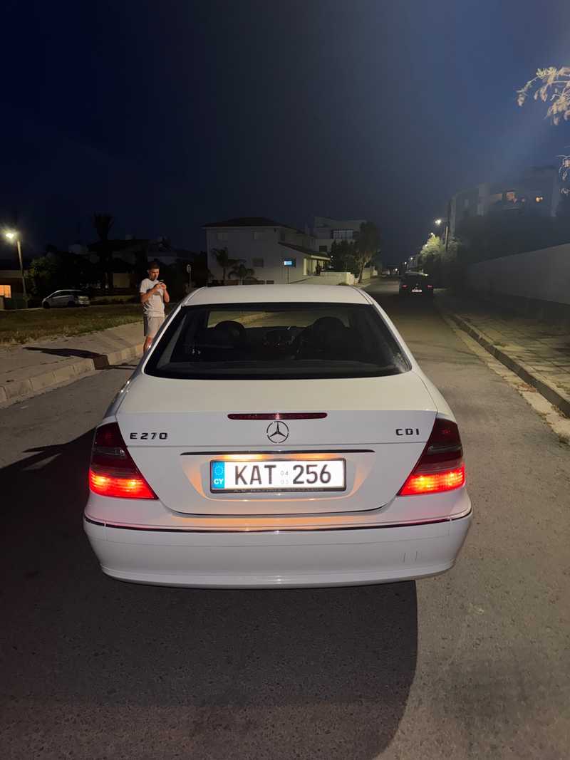 2003 Mercedes-Benz E-Class 2,7L 2003 Cyprus